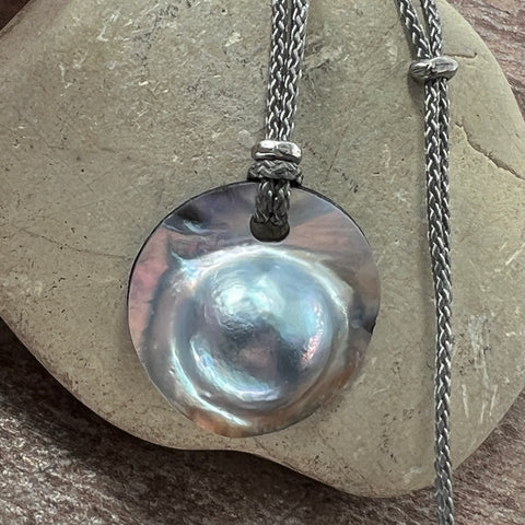 mabe perle mit schmuckkordel, graue perle mit blister am schmuckkordel barocke grosse perle anhänger und kette